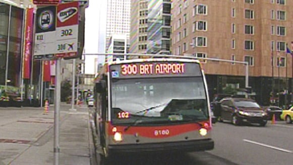 calgary airport to Banff, cheapest way from calgary airport to Banff, nearest airport to banff