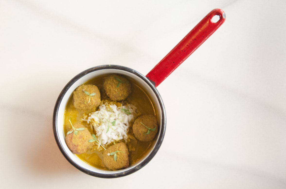 Denmark Food, Traditional Denmark Food, Danish food, Danish cuisine, traditional food in Denmark, Denmark cuisine, Denmark dishes, Danish dishes, boller i karry curry meatballs