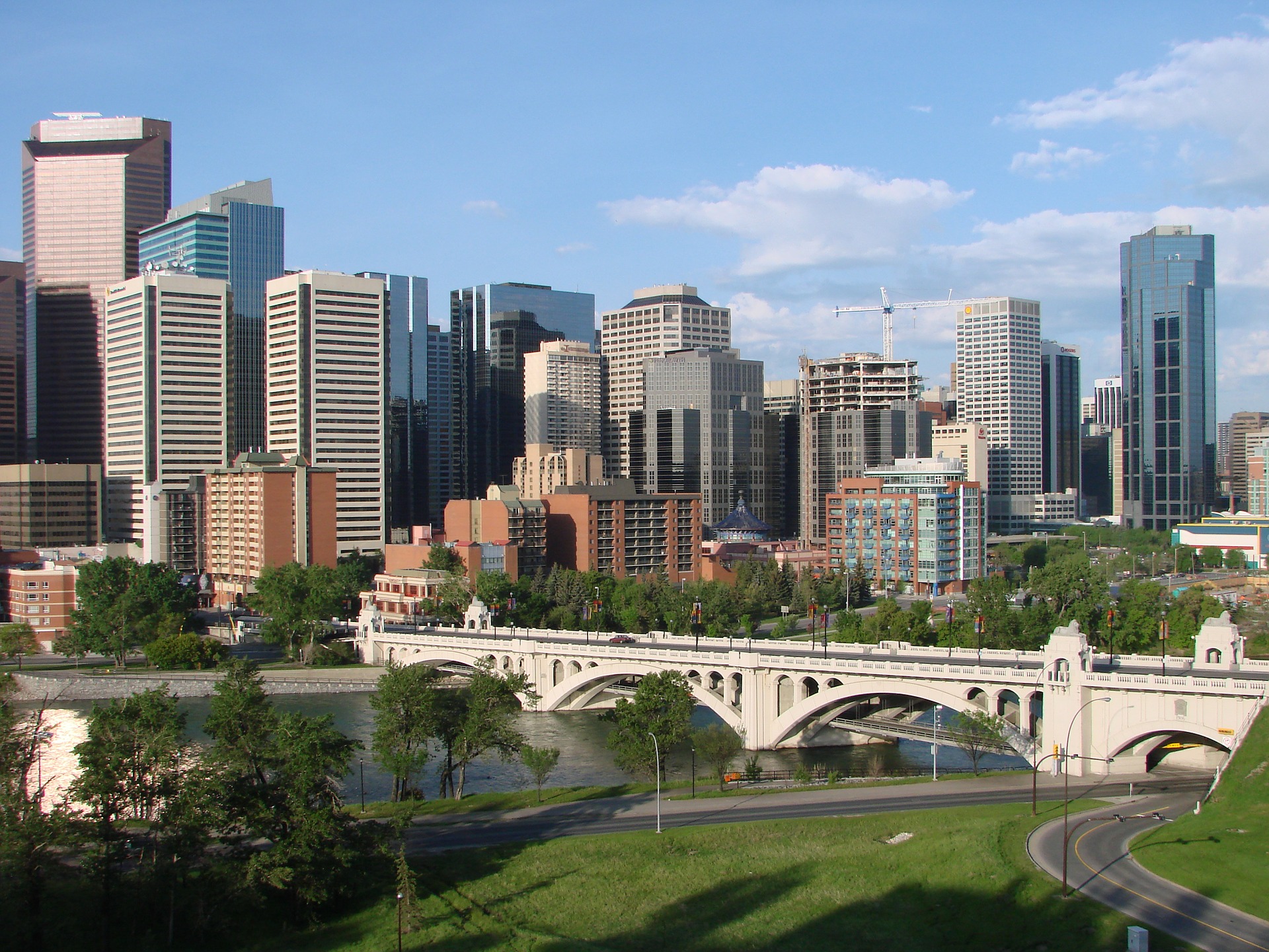 How To Get From Calgary Airport To City Center - All Possible Ways, cheapest way from Calgary airport to city center, Calgary airport to city center, Calgary Airport Bus To city center, Calgary airport to city, Calgary airport to downtown, Calgary airport to Calgary