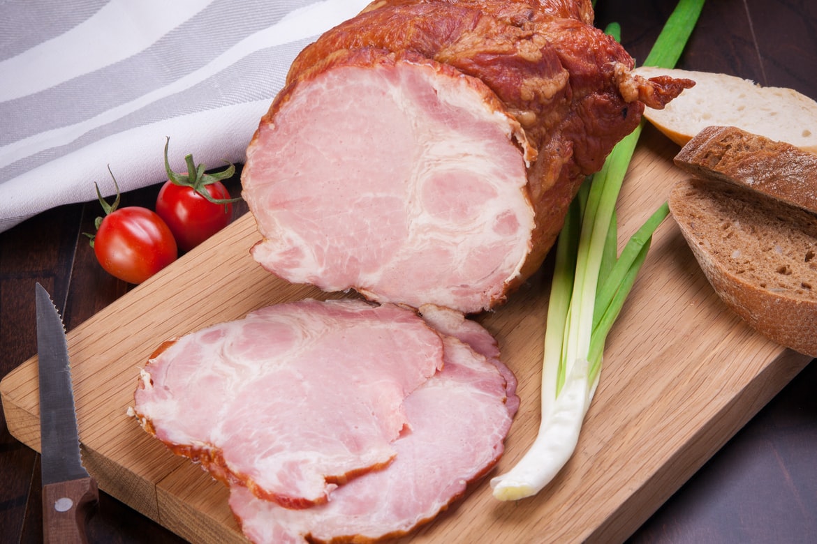 Denmark Food, Traditional Denmark Food, Danish food, Danish cuisine, traditional food in Denmark, Denmark cuisine, Denmark dishes, Danish dishes, HAMBURGERRYG MED FLØDEKARTOFLER