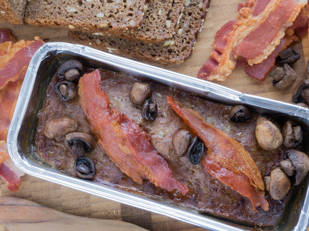 Denmark Food, Traditional Denmark Food, Danish food, Danish cuisine, traditional food in Denmark, Denmark cuisine, Denmark dishes, Danish dishes, LEVERPOSTEJ DANISH LIVER 