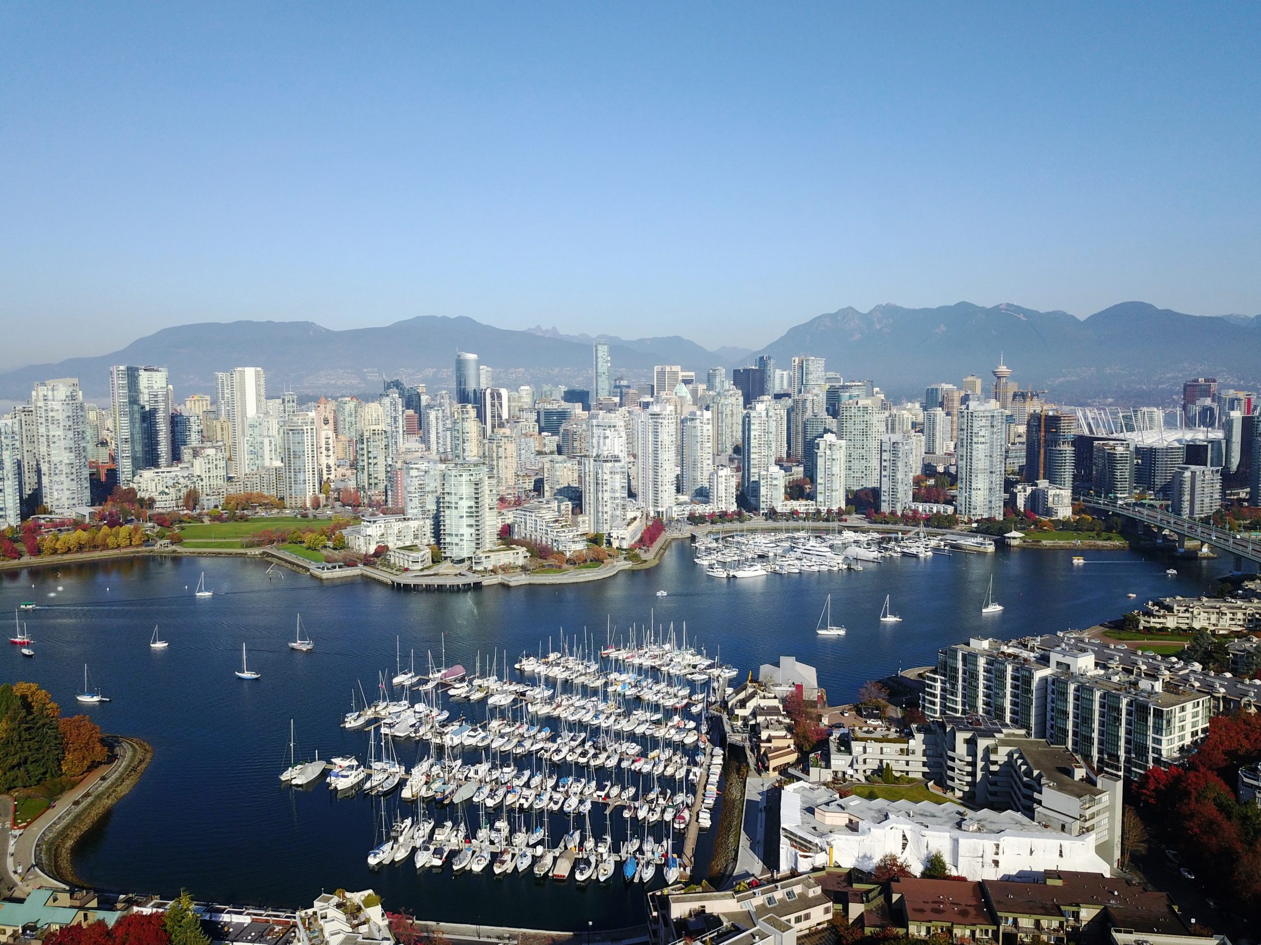 How To Get From Vancouver Airport To City Center - All Possible Ways, cheapest way from Vancouver airport to city center, Vancouver airport to city center, Vancouver Airport Bus To city center, vancouver airport to city, Vancouver airport to downtown, vancouver airport to vancouver