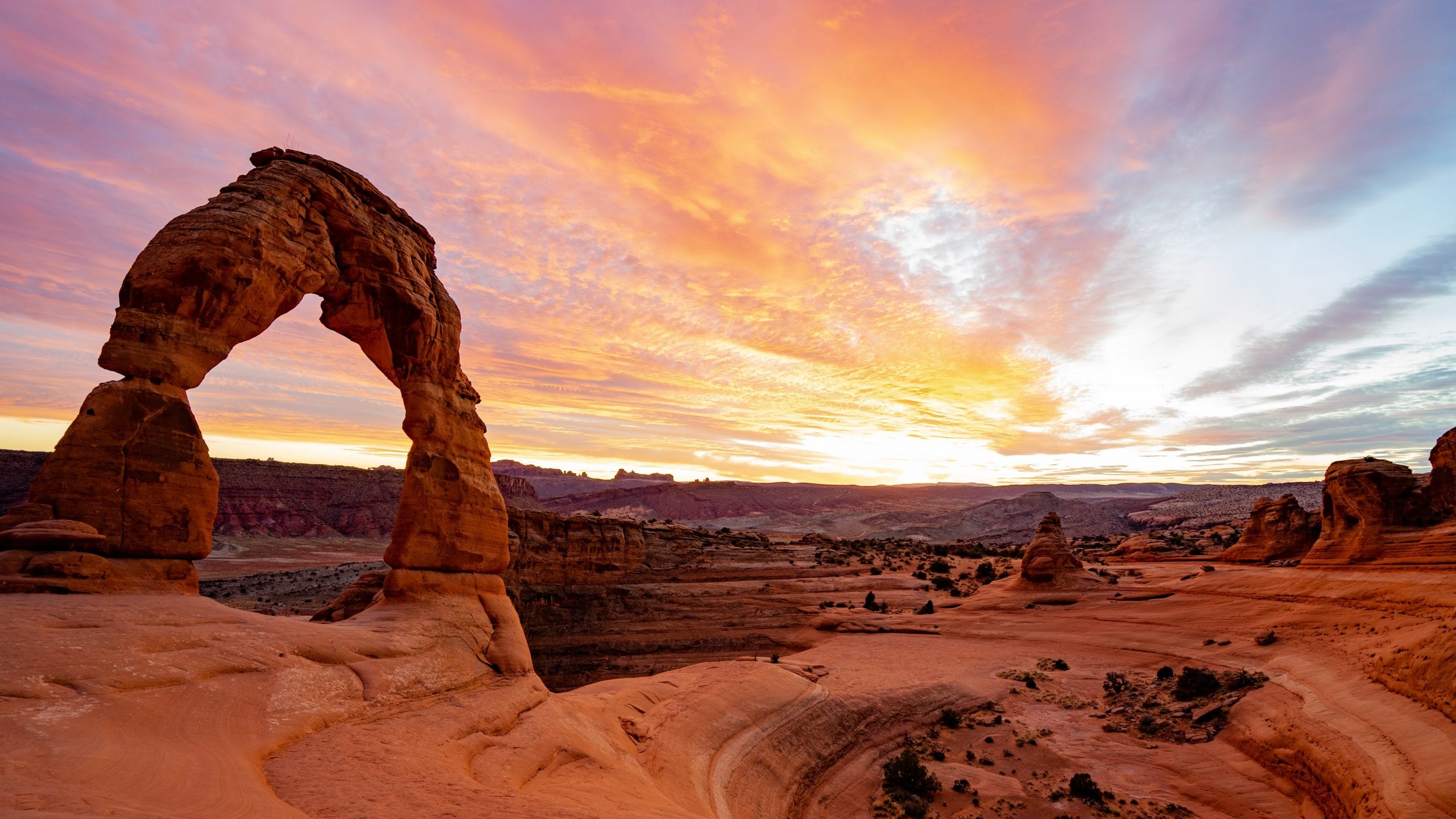 Nearest Airport To Moab And How To Get From Salt Lake City Airport To Moab, cheapest way from Salt Lake City Airport to Moab, Salt Lake City Airport to Moab, nearest airport to Moab, closest airport to Moab