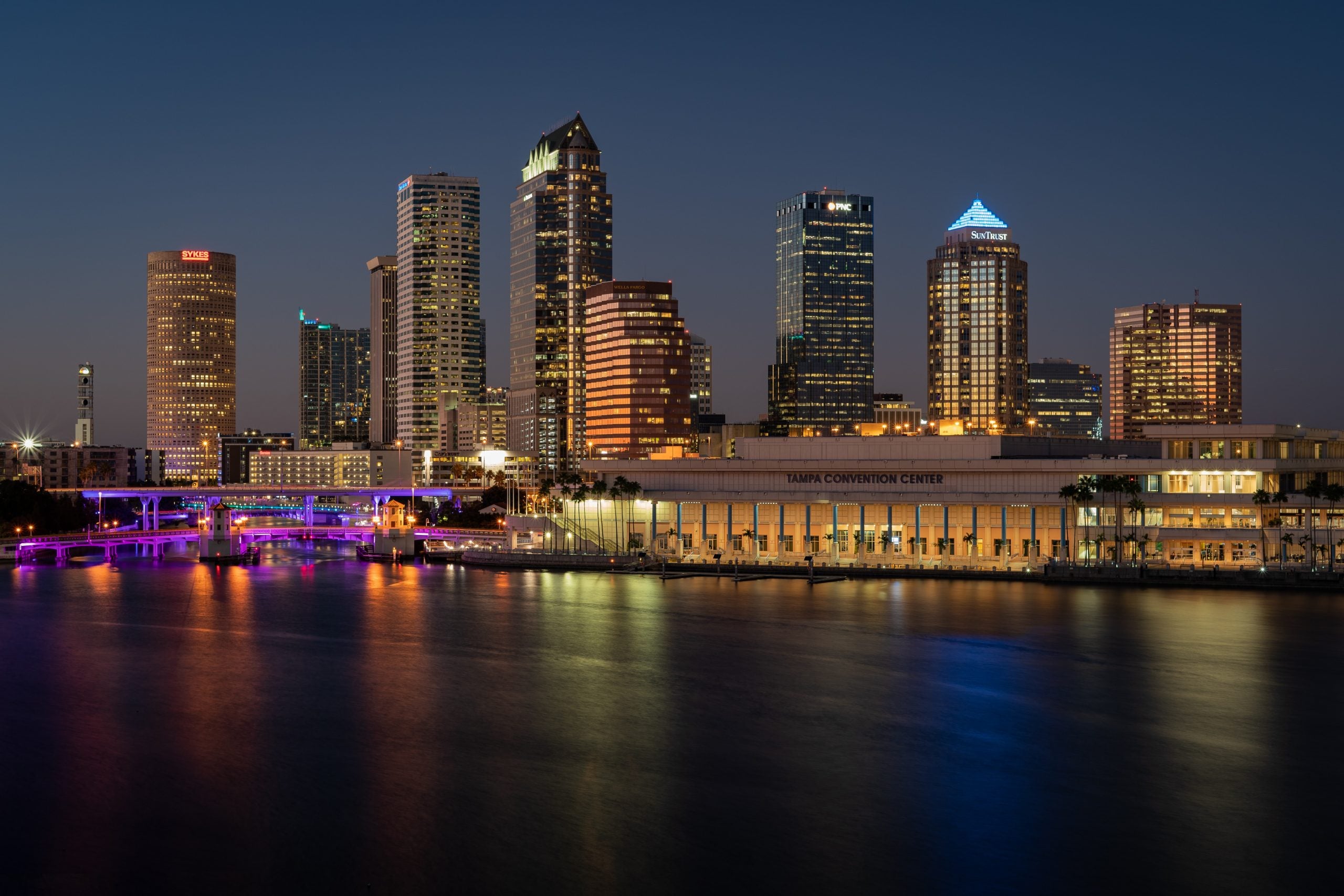 How To Get From Tampa Airport To City Center - All Possible Ways, cheapest way from Tampa airport to city center, cheapest way from Tampa airport to downtown, Tampa airport to city center, Tampa airport to city, Tampa airport to downtown, Bus Tampa Airport