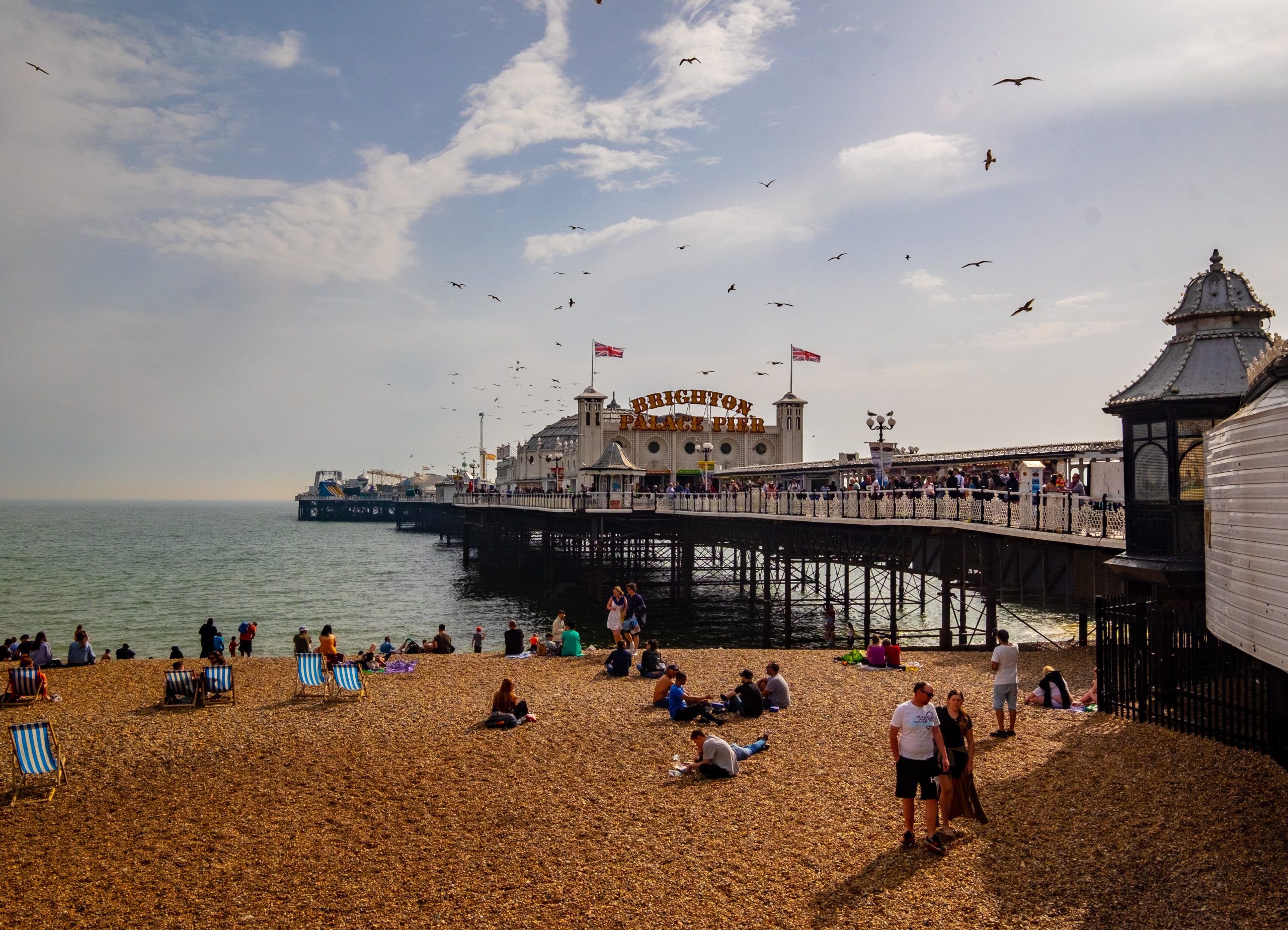 How To Get From Gatwick Airport To Brighton - All Possible Ways, cheapest way from Gatwick airport to Brighton, Gatwick airport to Brighton, Gatwick Airport Bus, Bus Gatwick Airport to Brighton