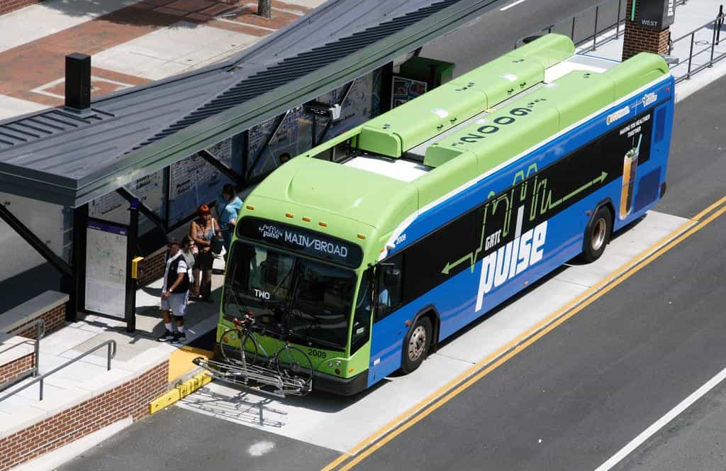 How To Get From Richmond Airport To City Center - All Possible Ways, cheapest way from Richmond airport to Downtown, cheapest way from Richmond airport to city, Richmond airport to city center, Richmond airport to downtown, Richmond Bus Airport, Bus Richmond Airport to Richmond City Center