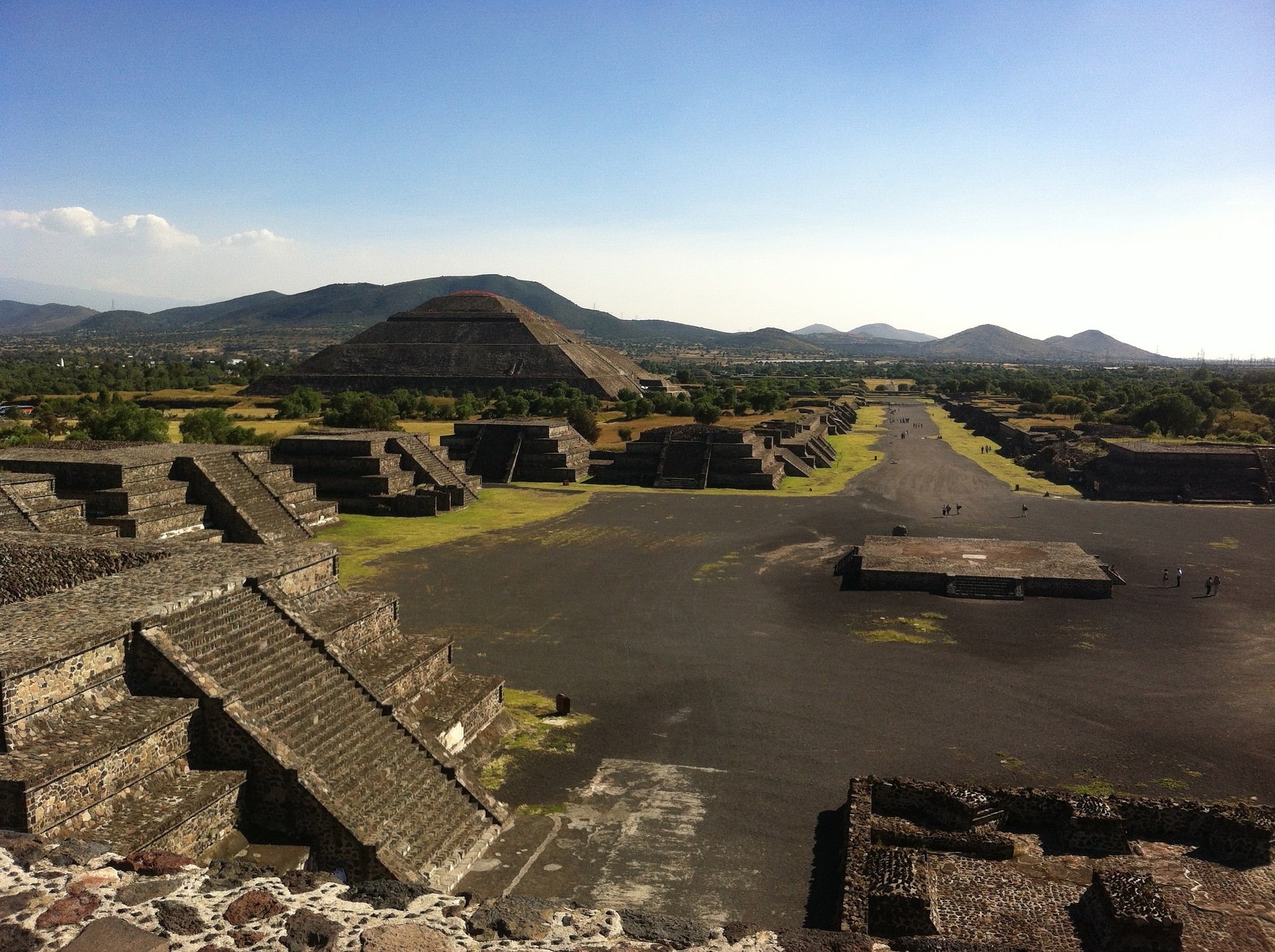 How To Get From Mexico City Airport to Teotihuacan - All Possible Ways, cheapest way from Mexico City Airport to Teotihuacan, Mexico City Airport to Teotihuacan, Mexico City to Teotihuacan, Bus Mexico City to Teotihuacan, metro Mexico city to teotihuacan