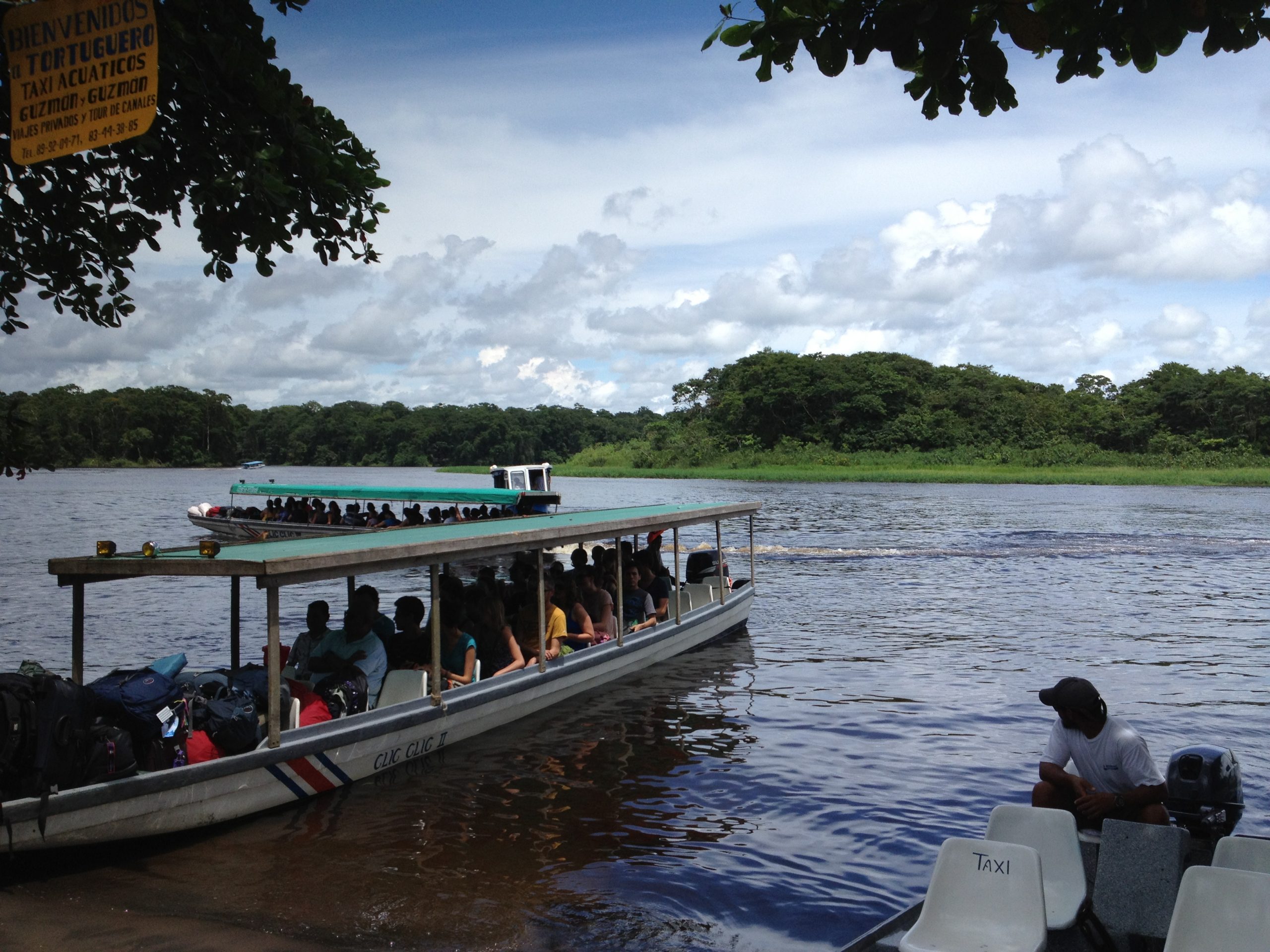 How To Get From Jaco To Tortuguero - All Possible Ways, cheapest way from Jaco to Tortuguero, Jaco to Tortuguero, Jaco to Tortuguero bus, La Pavona To Tortuguero, San Jose to Cariari, Cariari to La Pavona, San Jose to Tortuguero