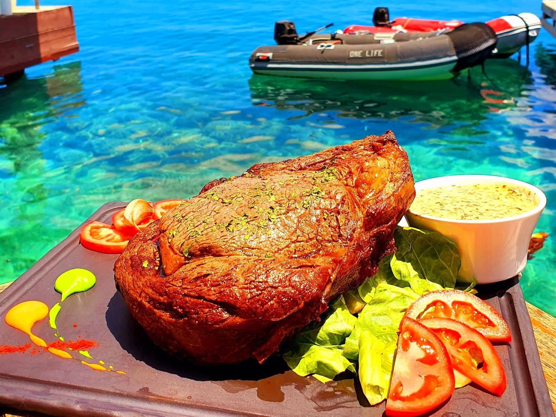 Bora Bora Yacht Club, Bora Bora restaurants, restaurants in Bora Bora, plant based restaurants in Bora Bora, vegetarian restaurants in Bora Bora, vegan restaurants in Bora Bora, Bora Bora food, where to eat in Bora Bora, vegan in Bora bora, vegetarian in Bora Bora