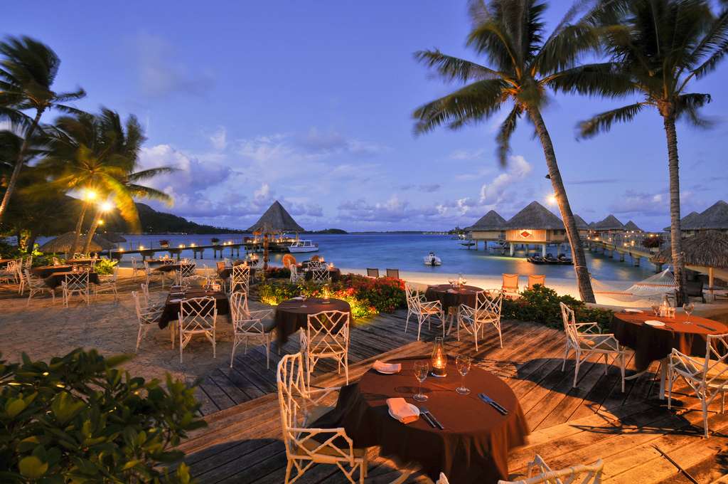 NOA NOA RESTAURANT , Bora Bora restaurants, restaurants in Bora Bora, plant based restaurants in Bora Bora, vegetarian restaurants in Bora Bora, vegan restaurants in Bora Bora, Bora Bora food, where to eat in Bora Bora, vegan in Bora bora, vegetarian in Bora Bora