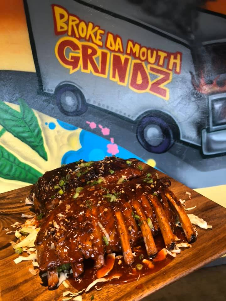 Broke Da Mouth Grindz, Kailua-Kona restaurants, restaurants in Kailua-Kona, plant based restaurants in Kailua-Kona, vegetarian restaurants in Kailua-Kona, vegan restaurants in Kailua-Kona, Kailua-Kona food, where to eat in Kailua-Kona, vegan in Kailua-Kona, vegetarian in Kailua-Kona