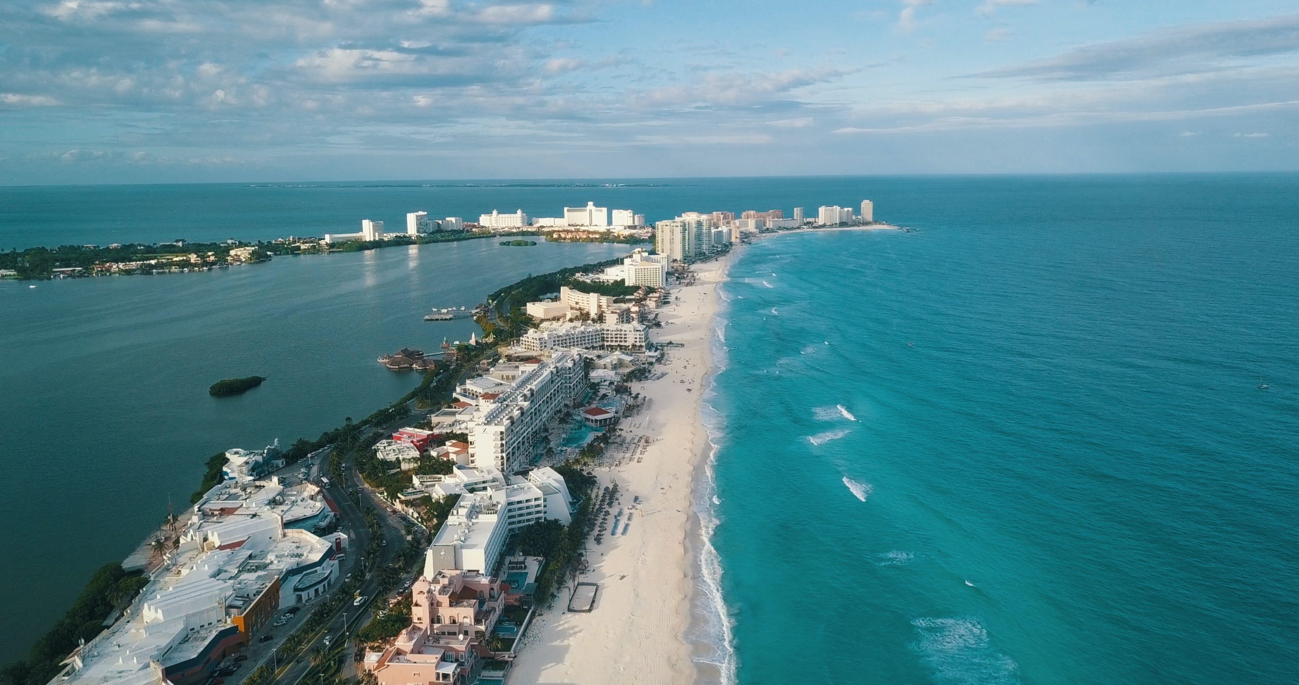 How To Get From Tulum To Cancun Airport - All Possible Ways, cheapest way from Tulum to Cancun Airport, Tulum to Cancun Airport, ado bus Tulum to Cancun airport, ADO Bus Cancun Airport