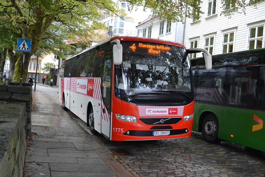Flybussen Stavargen airport, How To Get From Stavanger Airport To City Center - All Possible Ways, cheapest way from Stavanger airport to Downtown, cheapest way from Stavanger airport to city, Stavanger airport to city center, Stavanger airport to Stavanger, Stavanger Bus Airport, bus from Stavanger airport to city center, taxi Stavanger airport to city center, Uber Stavanger airport to city, train Stavanger airport to city center, shuttle bus Stavanger airport to city center