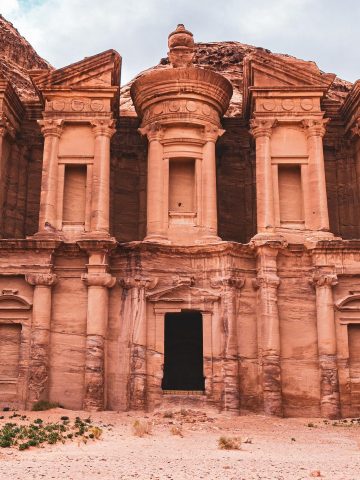 30 Travel Bucket List Destinations That You Need To Visit Once In Your Life, 10 Most Popular Bucket List Adventures Around The World, New7Wonders of the World: What Is Your Favorite? Jordan, Petra