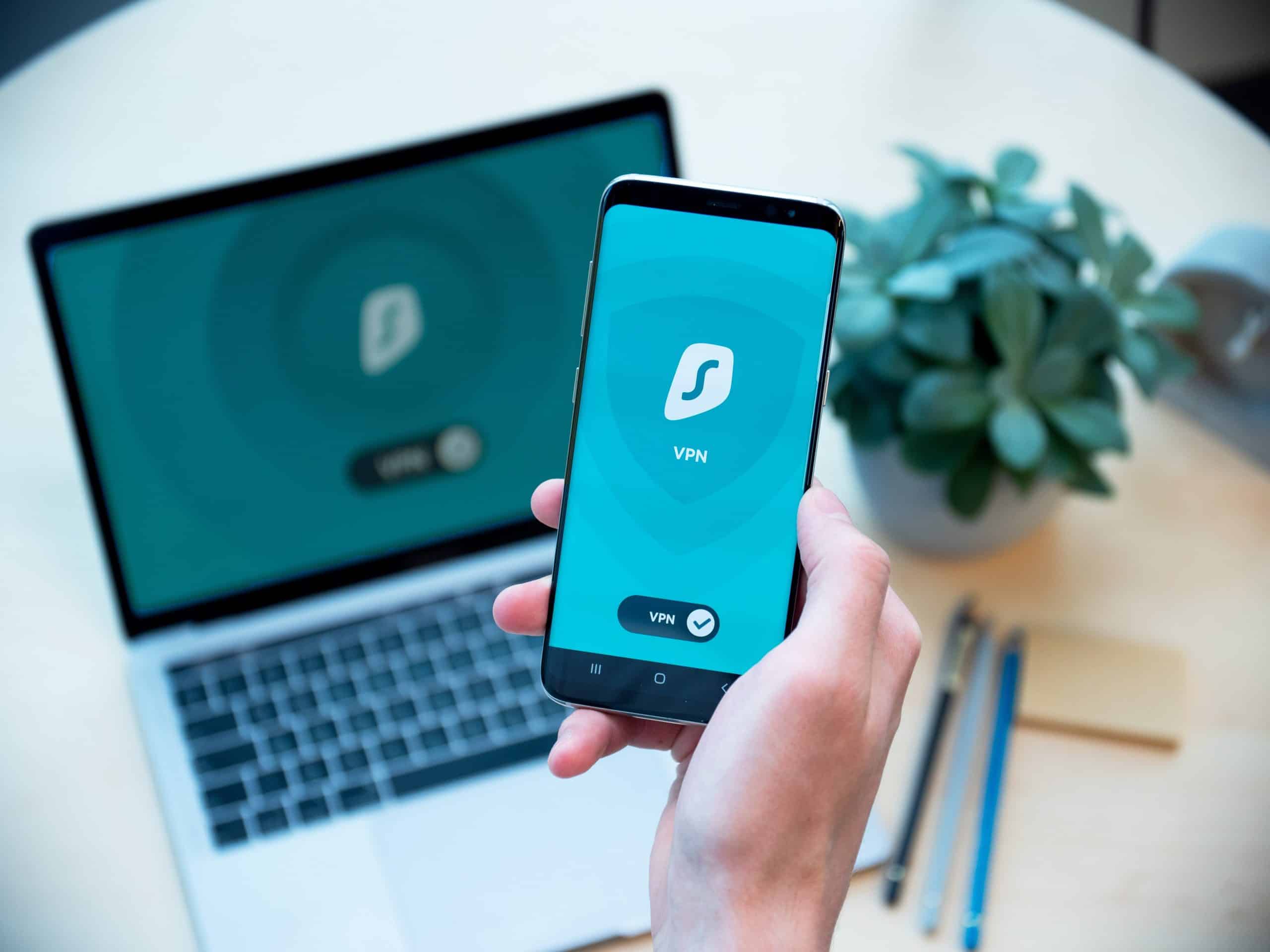 IPVanish VPN vs Surfshark VPN - Which VPN to Choose, IPVanish VPN vs Surfshark VPN pros and cons, Best VPN for Digital Nomads - Which One Is Better?