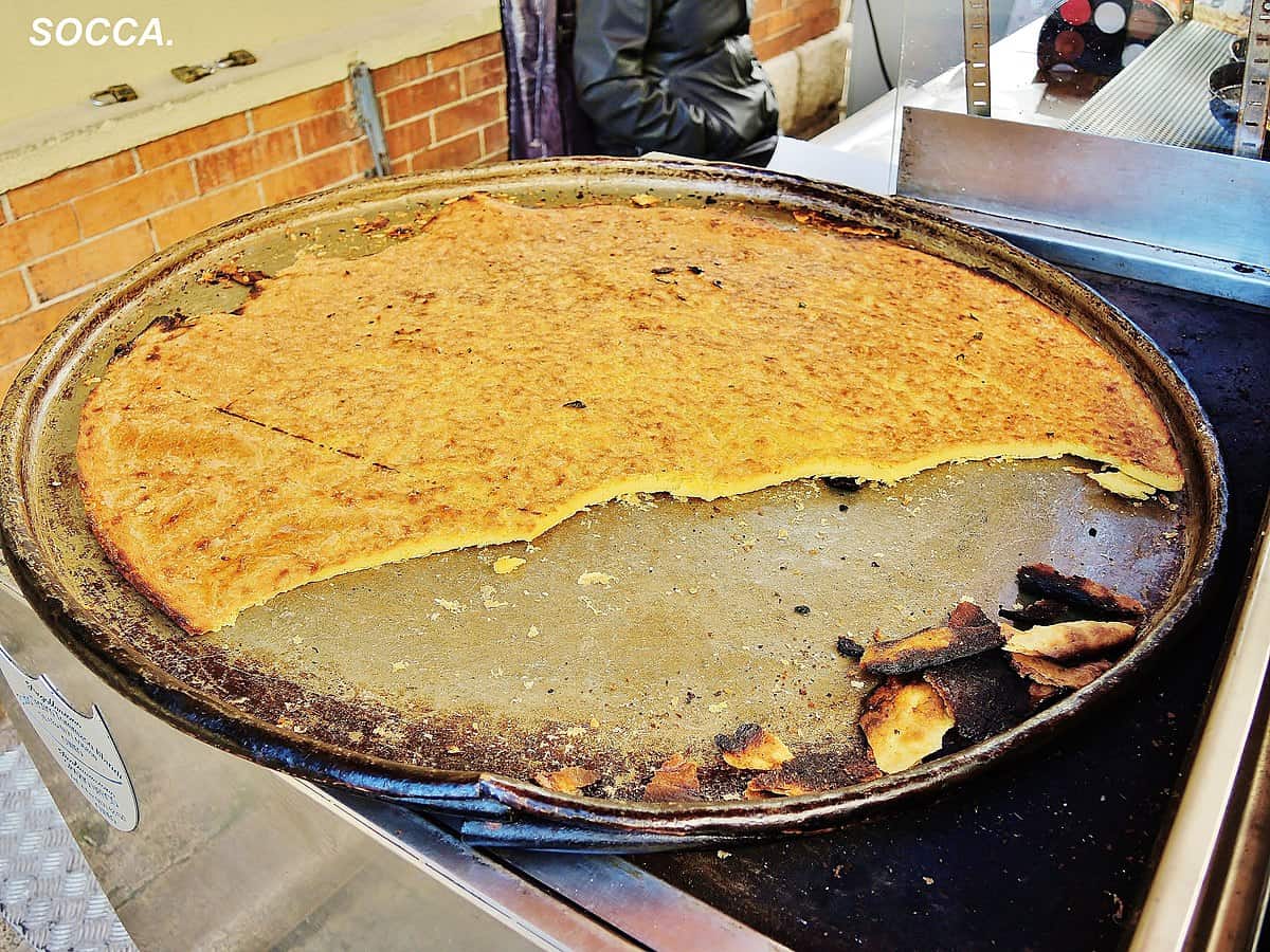 vegetarian food in France, vegan food in France, French vegetarian dishes, vegan in France, vegetarian in France, plant based in France, La socca
