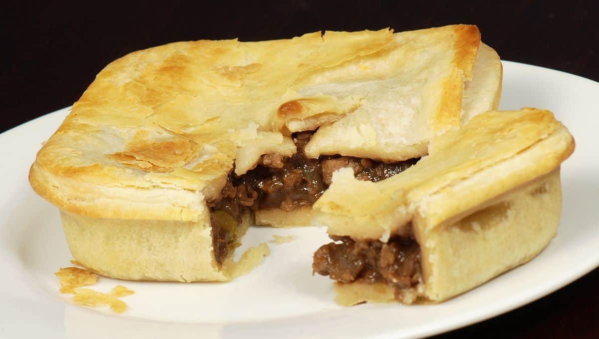 vegetarian food in vegetarian food in France, vegan food in France, French vegetarian dishes, vegan in France, vegetarian in France, plant based in France, Sauerkraut Pie