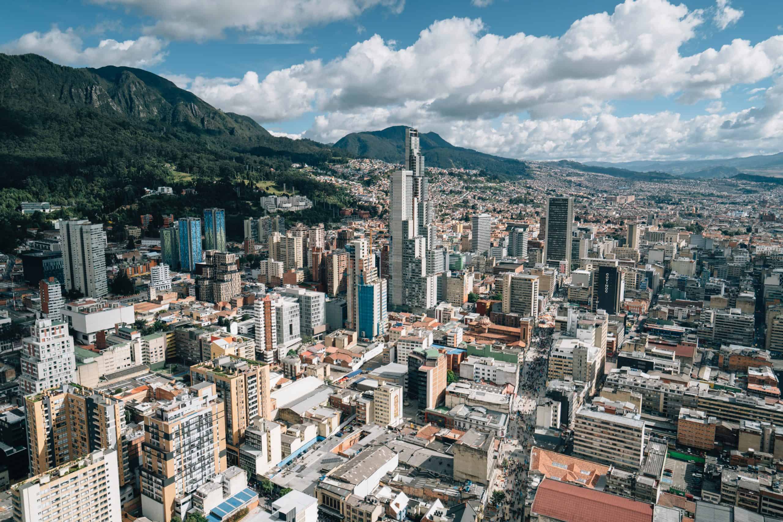 Bogota Urban City - Medellin vs Bogota, Bogota vs Medellin 