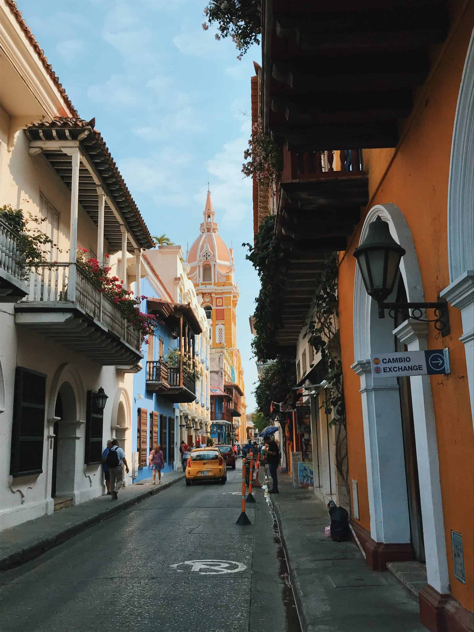 Cartagena vs Medellin - Catedral de Santa Catalina de Alejandria 