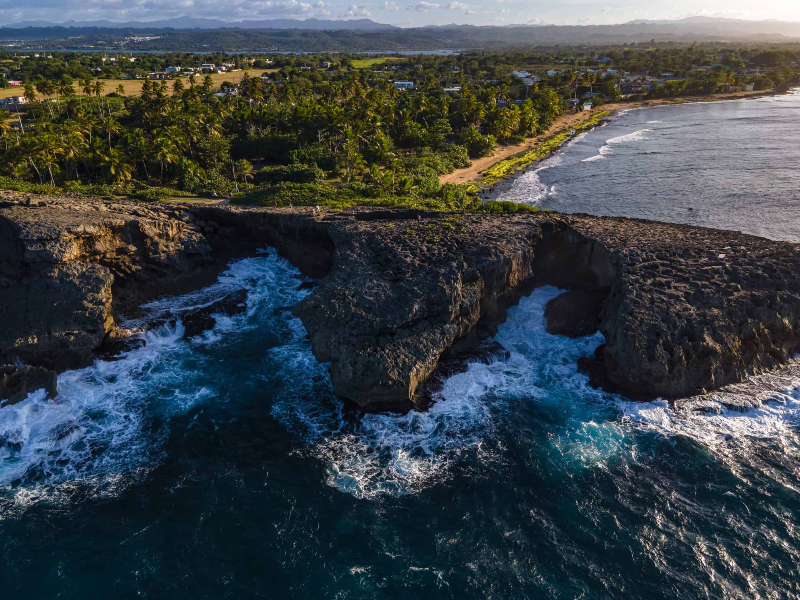Puerto Rico vs Aruba - A Better Caribbean Destination?