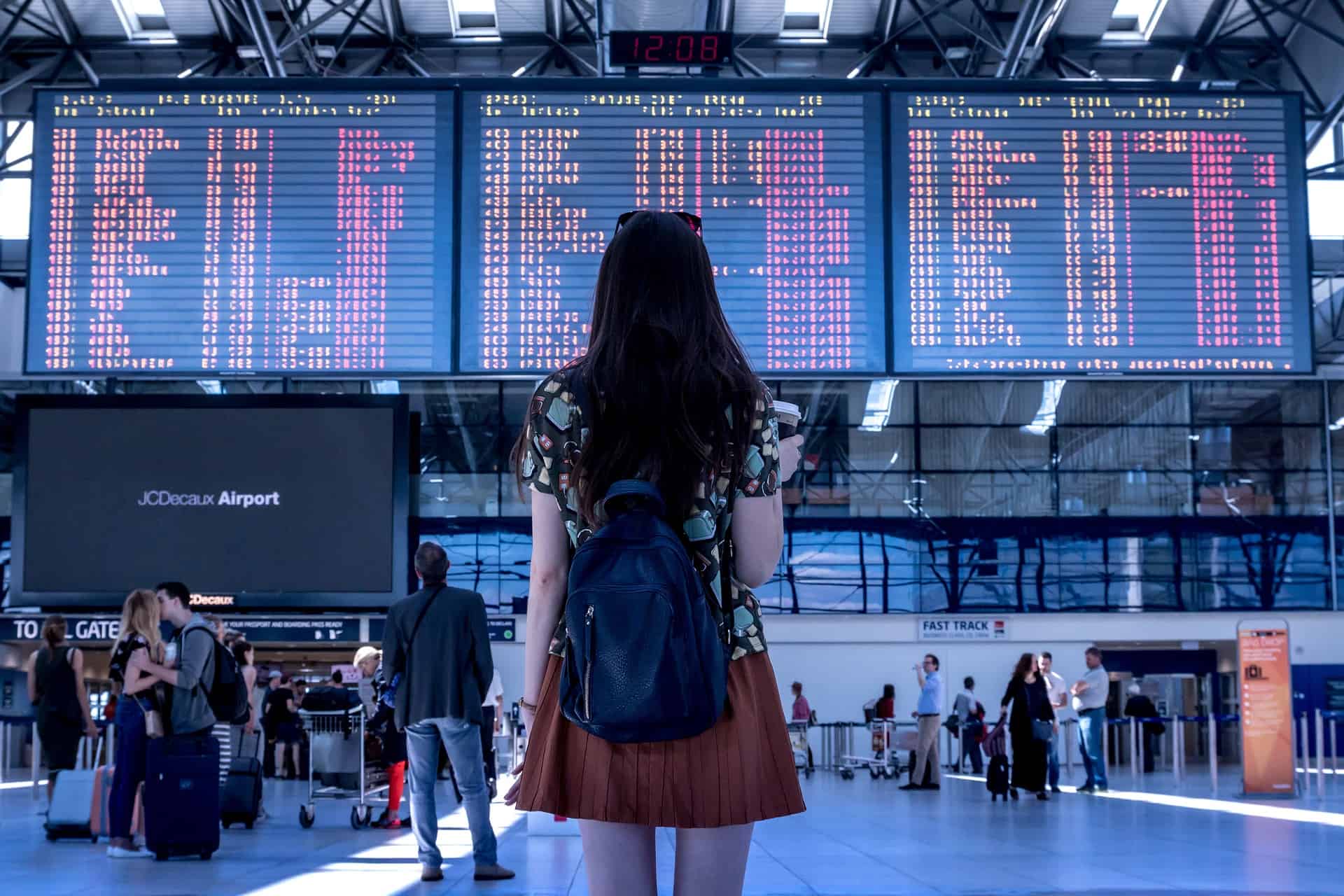 Waiting at the airport: What to do? Ideas and tips, Tips For Waiting at the Airport - What to do? 