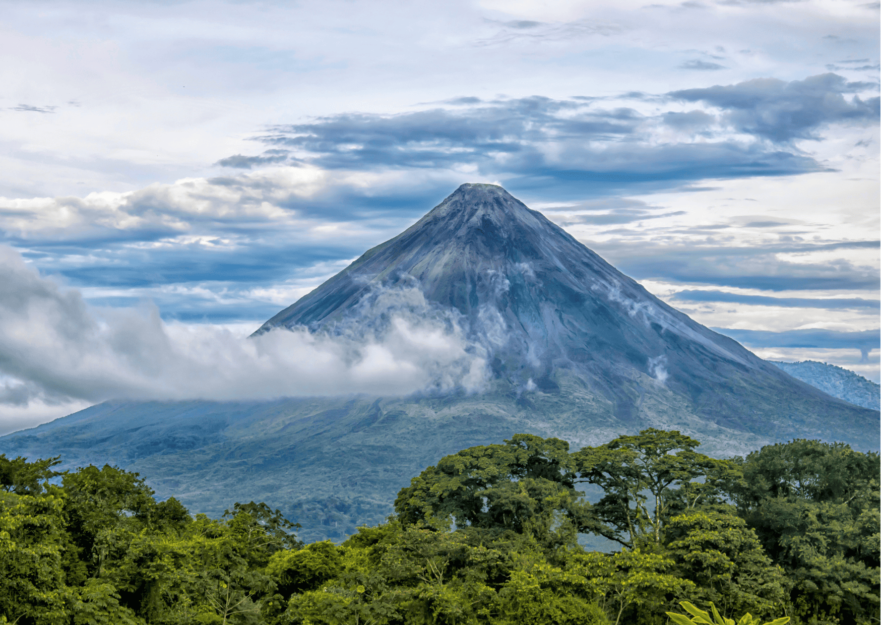 Don’t Do This in Costa Rica: 20 Things Not to Do in Costa Rica, Arenal Volcano - Costa Rica vs Bahamas