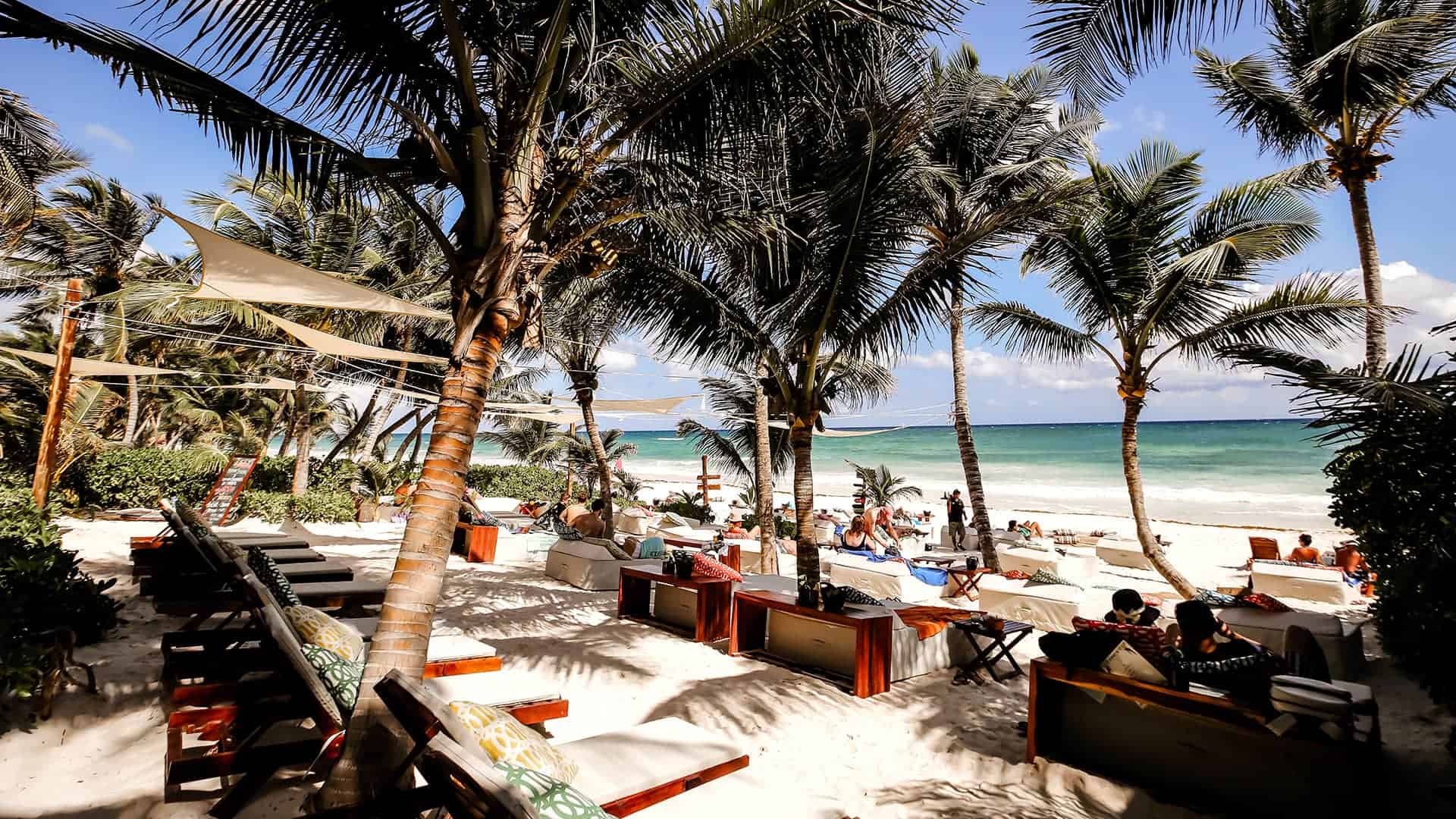 Akumal vs Tulum - Which is the Better Vacation?