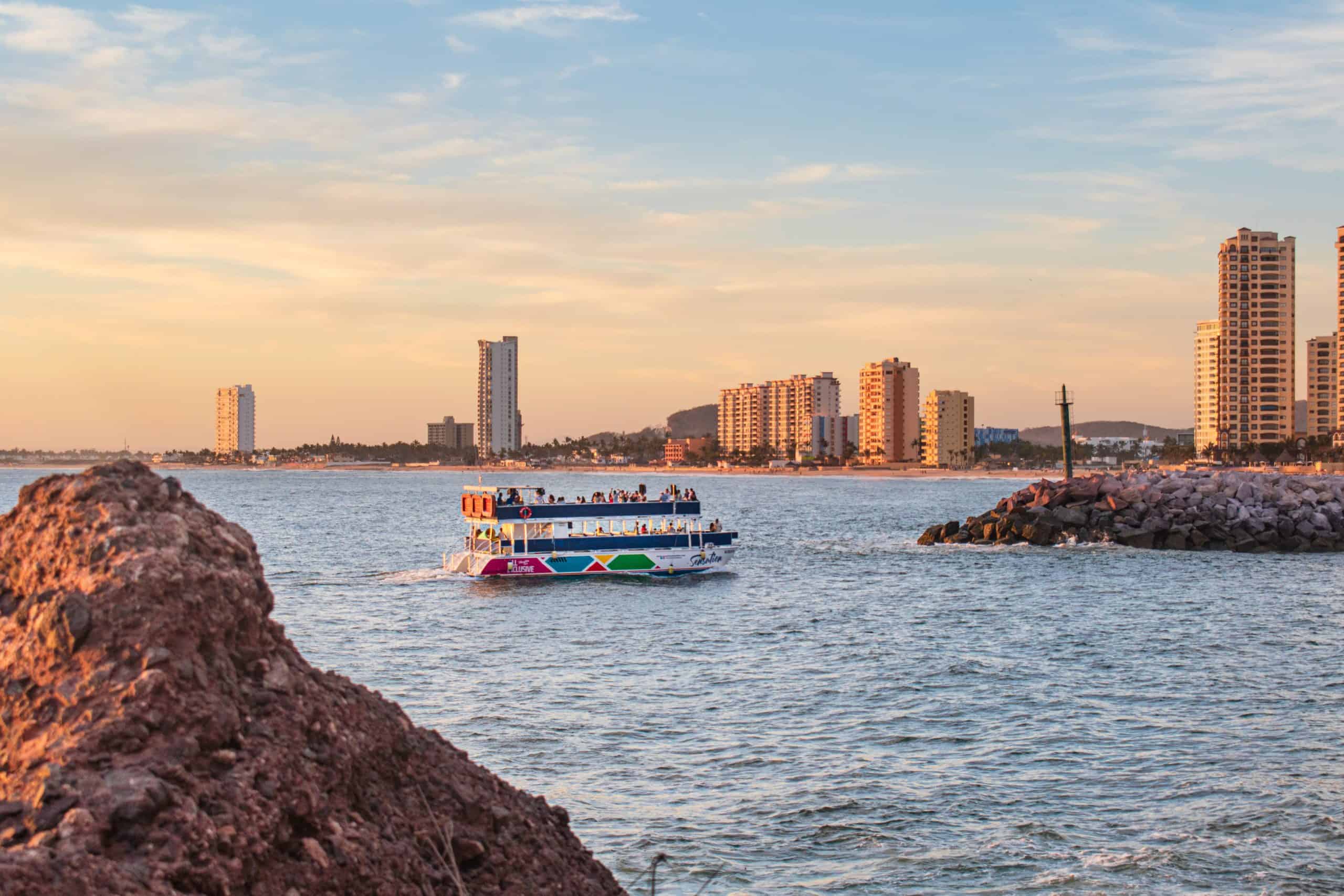 6 Tourist Traps to Avoid in Puerto Vallarta And How To Avoid Them