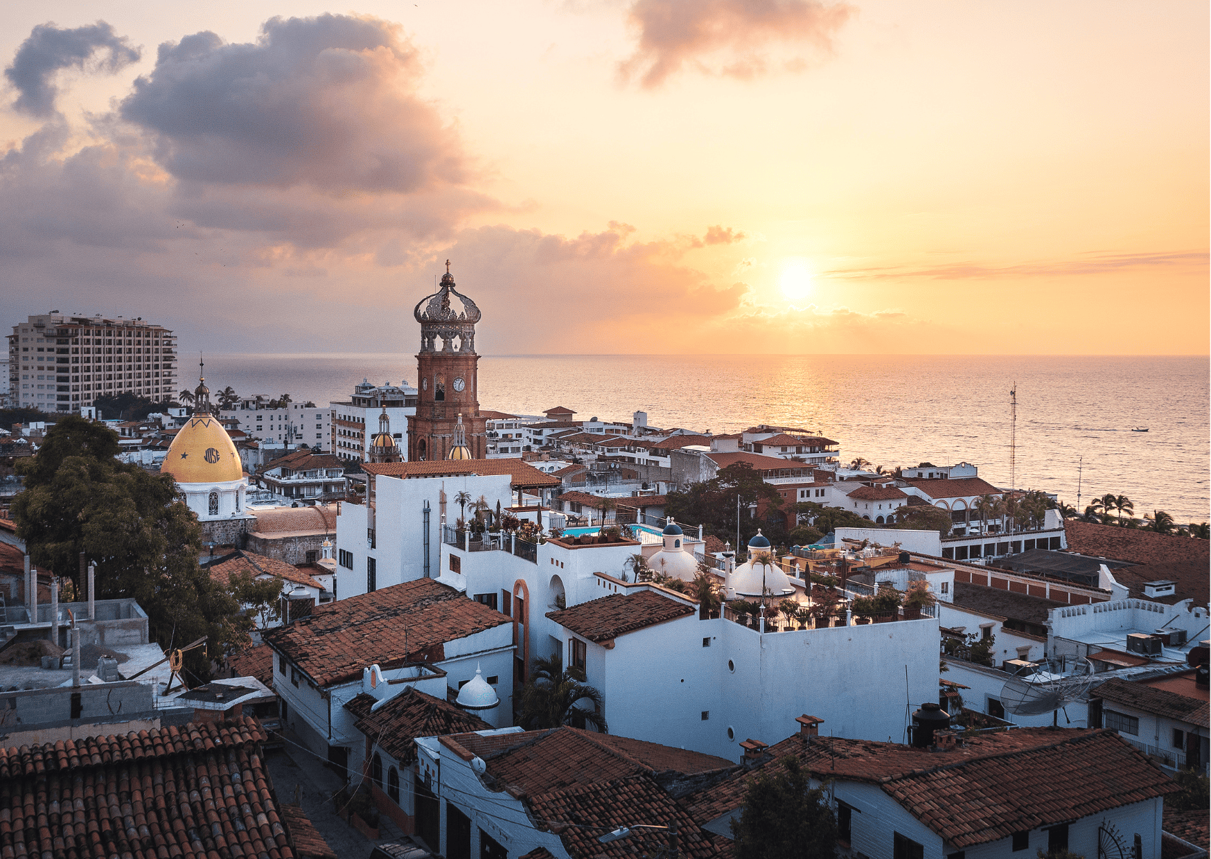 Cancun vs Puerto Vallarta - Which Vacation is Better?