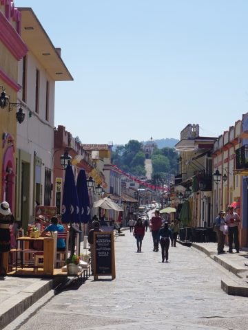 How To Get From Puerto Escondido To San Cristobal de las Casas By Bus - All Possible Ways, cheapest way from Puerto Escondido to San Cristobal de las Casas, Puerto Escondido to San Cristobal, Puerto Escondido to San Cristobal de las Casas, ado bus from Puerto Escondido to San Cristobal de las Casas, occ bus from Puerto Escondido to San Cristobal de las Casas, AU autobuses unidos from Puerto Escondido to San Cristobal de las Casas, shared van from Puerto Escondido to San Cristobal de las Casas, Colectivo from Puerto Escondido to San Cristobal de las Casas, Uber from Puerto Escondido to San Cristobal de las Casas, taxi from Puerto Escondido to San Cristobal de las Casas