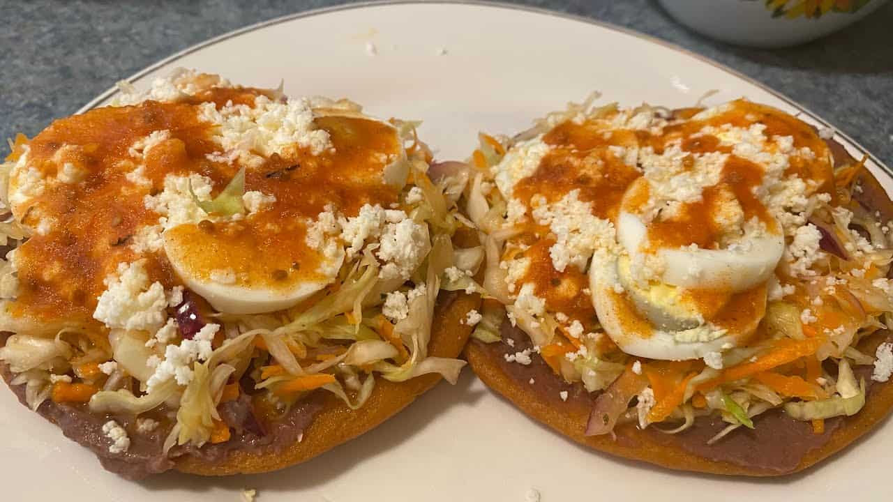 Enchiladas Salvadoreñas, Salvadorian Breakfast, El salvador Breakfast, Breakfast in El Salvador 