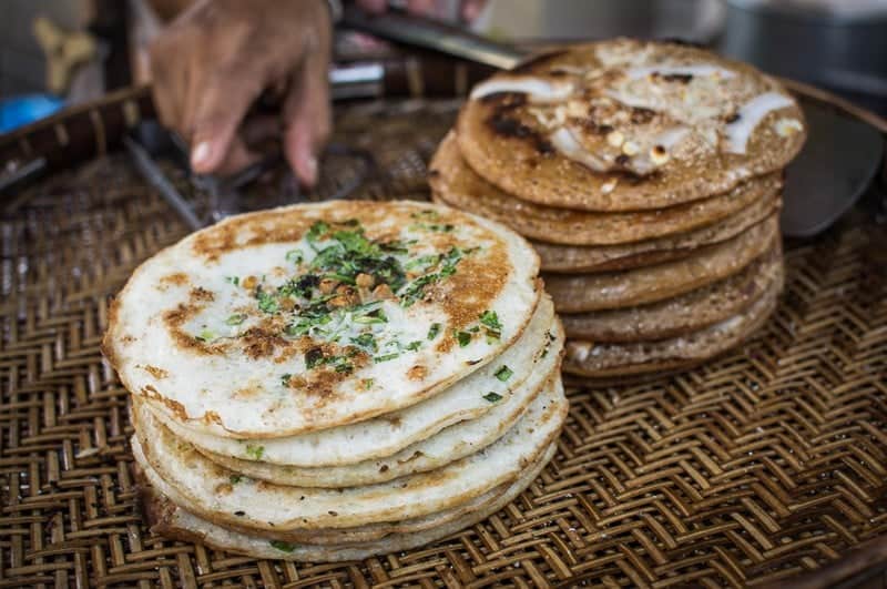 Burmese Breakfast, Myanmar Breakfast, Breakfast in Myanmar