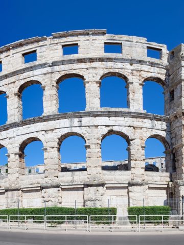 How To Get From Zagreb to Pula Best Way, Zagreb to Pula, cheapest way from Zagreb to Pula, bus from Zagreb to Pula, taxi from Zagreb to Pula, private transfer from Zagreb to Pula, train from Zagreb to Pula, by plane from Zagreb to Pula