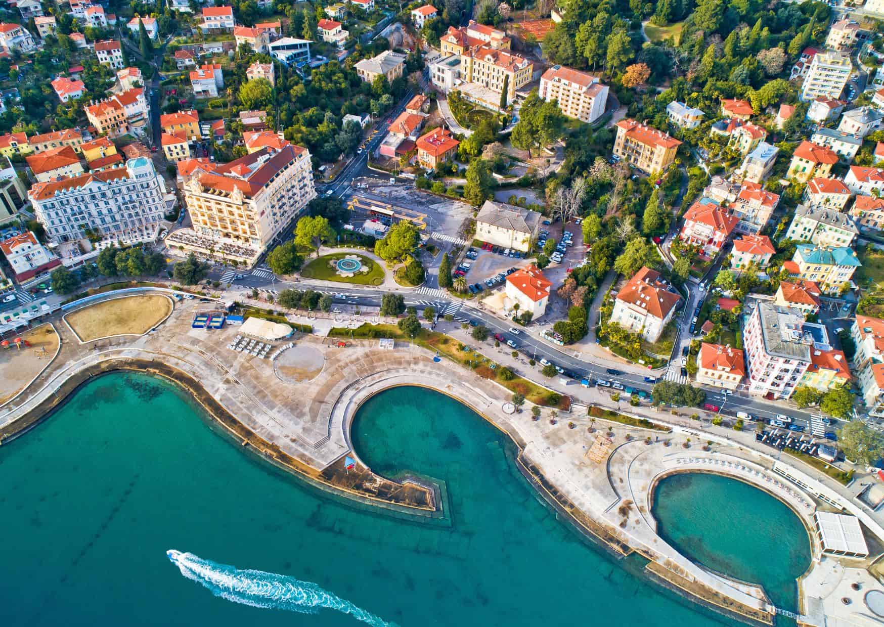 How To Get From Split to Rijeka Best Way, Split to Rijeka, cheapest way from Split to Rijeka, bus from Split to Rijeka, taxi from Split to Rijeka, private transfer from Split to Rijeka, ferry from Split to Rijeka,