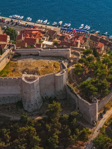 How To Get From Pula to Sibenik Best Way, Pula to Sibenik, cheapest way from Pula to Sibenik, bus from Pula to Sibenik taxi from Pula to Sibenik, private transfer from Pula to Sibenik, by plane from Pula to Sibenik, ferry from Pula to Sibenik,