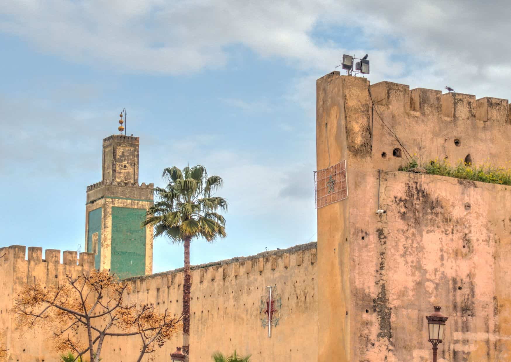 How To Get From Casablanca to Meknes Best Way, Casablanca to Meknes, cheapest way from Casablanca to Meknes, best way from Casablanca to Meknes, Casablanca to Meknes by bus, bus from Casablanca to Meknes, taxi from Casablanca to Meknes, private transfer from Casablanca to Meknes, Shared Van from Casablanca to Meknes, rent a car at Casablanca, train from Casablanca to Meknes,