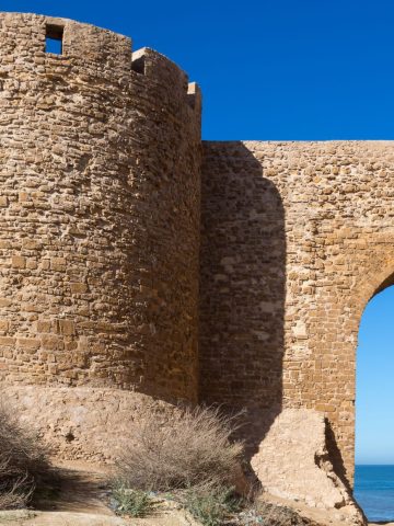 How To Get From Essaouira to Safi Best Way, Essaouira to Safi, cheapest way from Essaouira to Safi, best way from Essaouira to Safi, Essaouira to Safi by bus, bus from Essaouira to Safi, taxi from Essaouira to Safi, private transfer from Essaouira to Safi, Shared Van from Essaouira to Safi, rent a car at Essaouira, train from Essaouira to Safi,
