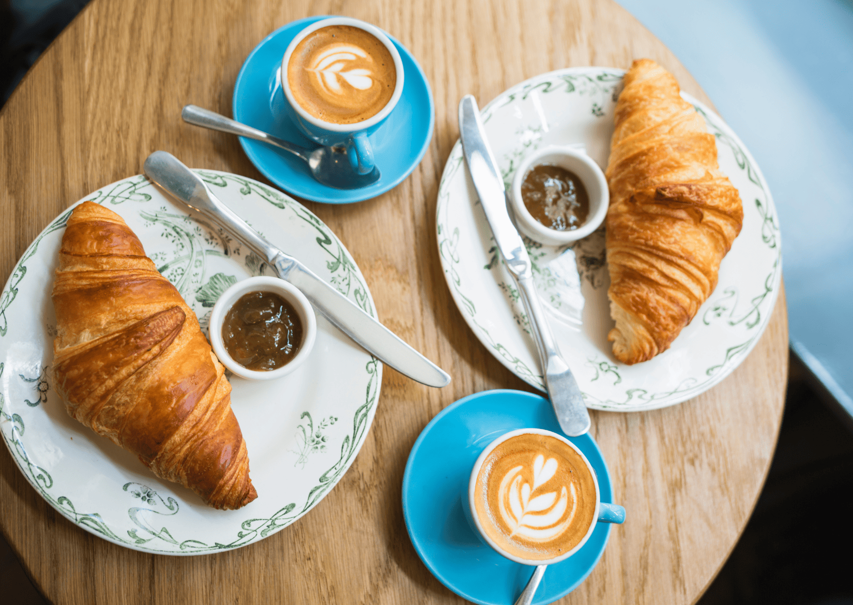 15 Common Tourist Traps In France and How to Avoid Them, Don’t Do This in France: 24 Things not to do in France, 10 Details About French Food That Foreigners Can’t Understand, 5 Most Popular Dishes In France (Recipe Guide) Tips And Calories
