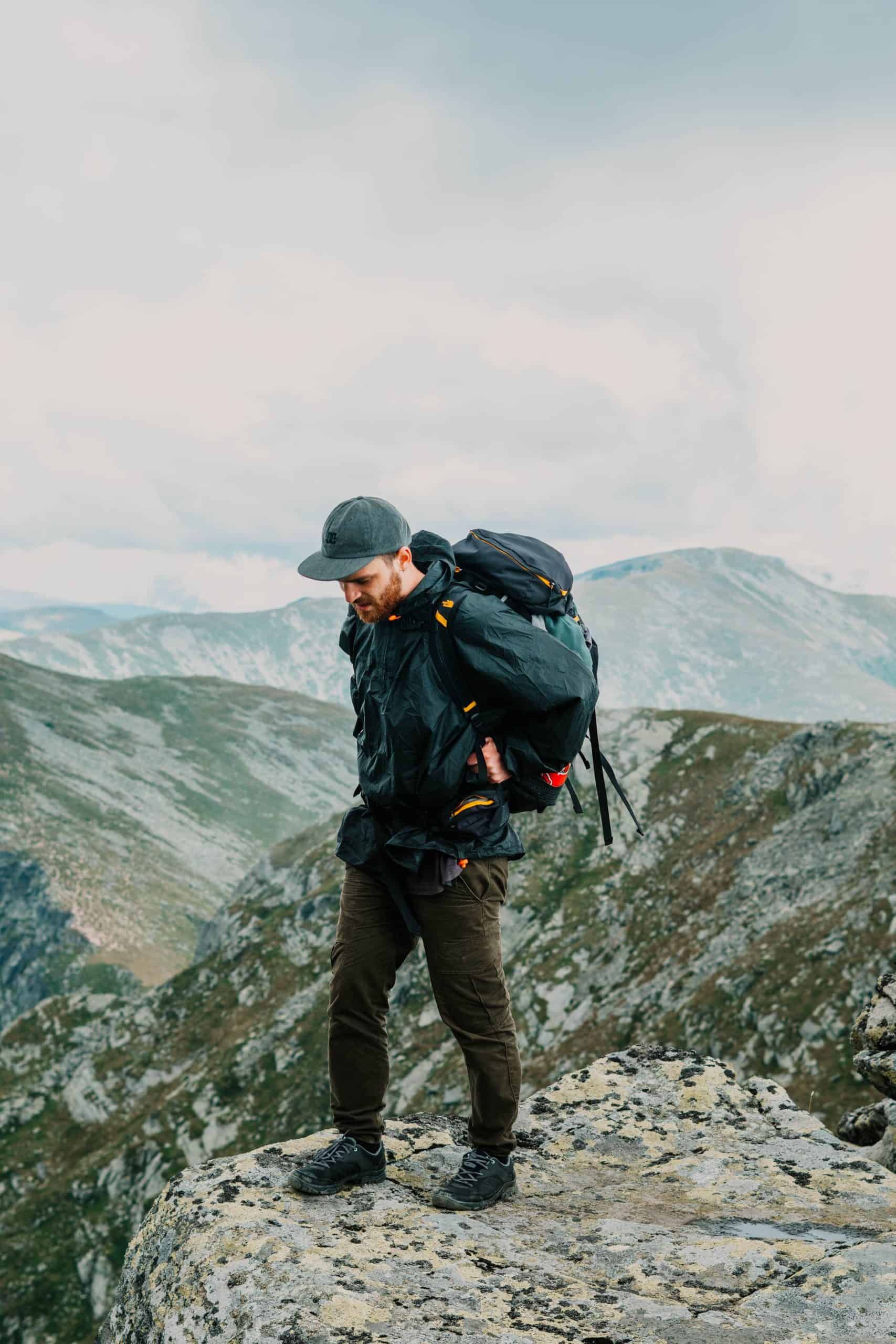 digital nomad luggage, best luggage for digital nomads
