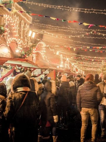 7 Great Ways to Save When Traveling, Must-see Christmas Destinations and Unique Getaways for the American Traveler 