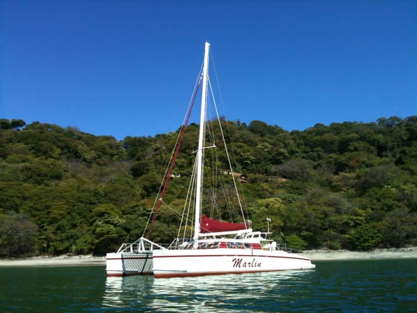 Catamaran Tamarindo: The Ultimate Catamaran Experience in Tamarindo