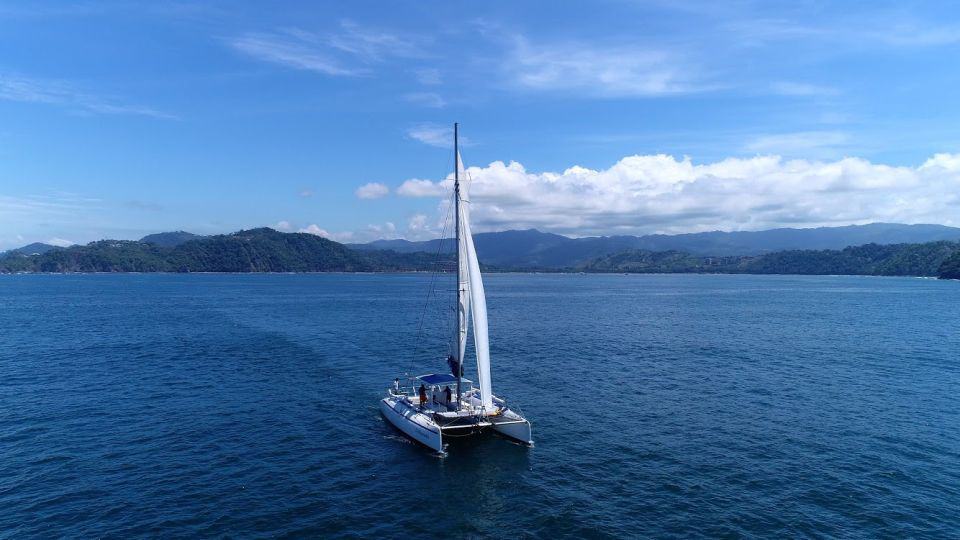 Catamaran Tamarindo: The Ultimate Catamaran Experience in Tamarindo
