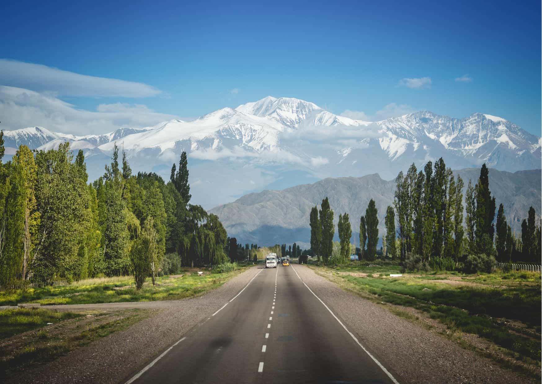 How to get from Mendoza Airport to city center Best Way, cheapest way from Mendoza Airport to city center, best way from Mendoza Airport to city center, bus from Mendoza Airport to city center, Mendoza Airport to downtown, taxi fare from Mendoza Airport to city center, private transfer from Mendoza Airport to city center