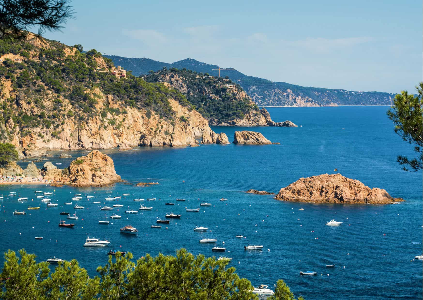 How To Get From Girona Airport To Tossa de Mar Best Way, cheapest way from Girona Airport to Tossa de Mar, Girona Airport to Tossa de Mar, shuttle bus from Girona Airport to Tossa de Mar, taxi from Girona Airport to Tossa de Mar, Uber from Girona Airport to Tossa de Mar, Girona Airport to Tossa de Mar by bus, bus fare Girona Airport to Tossa de Mar, best way from Girona Airport to Tossa de Mar