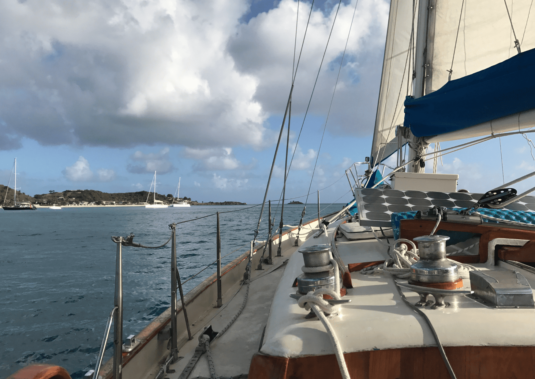 Sailing in Antigua (Antigua vs Jamaica) 