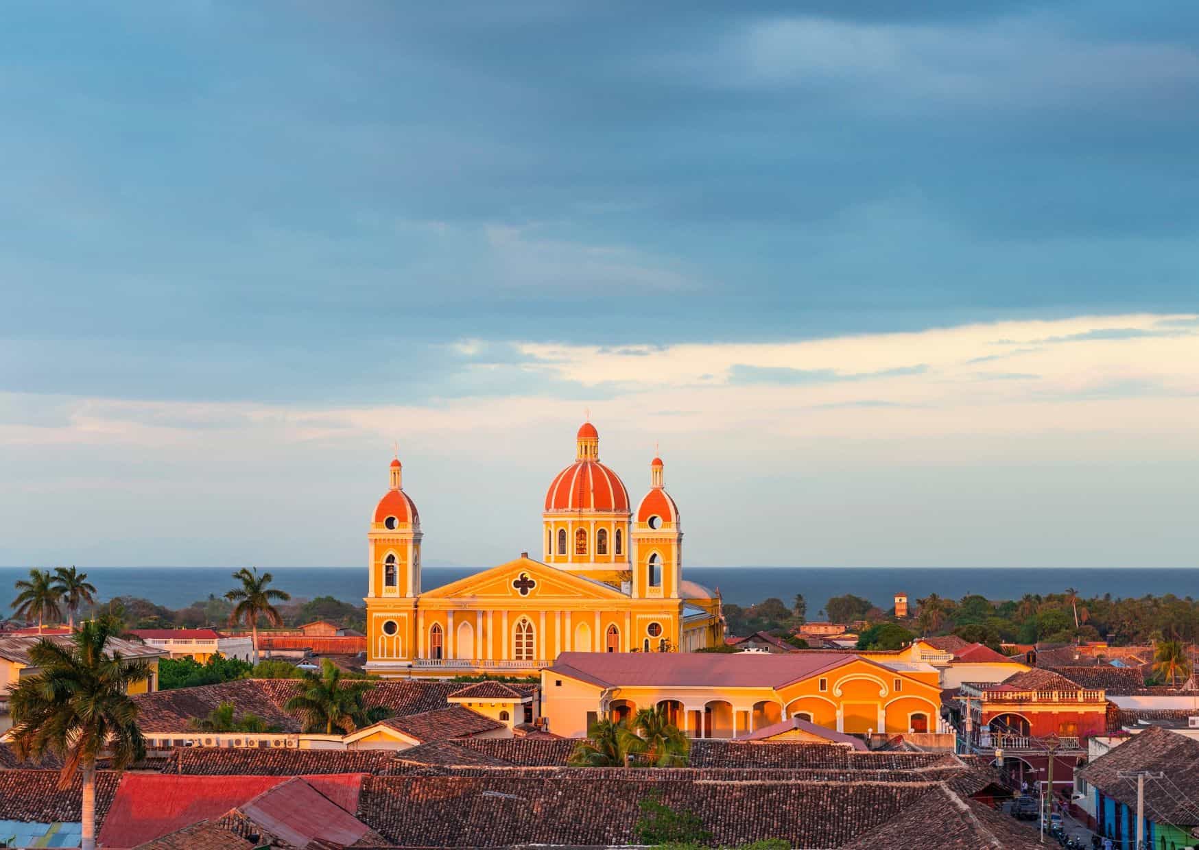 How To Get From San Jose to Granada Best Way, San Jose to Granada, cheapest way from San Jose to Granada, best way from San Jose to Granada, San Jose to Granada by bus, bus from San Jose to Granada, taxi from San Jose to Granada, Uber from San Jose to Granada, private transfer from San Jose to Granada, Shared Van from San Jose to Granada, rent a car at San Jose, TICA bus from San Jose to Granada, public buses from San Jose to Granada