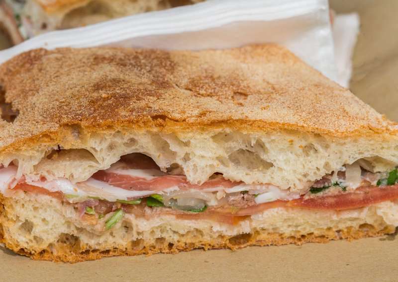 How to Make Focaccia – An Authentic Focaccia (Recipe Guide)