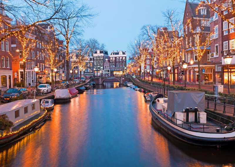 7 Tourist Traps to Avoid in Amsterdam (Travel Guide)