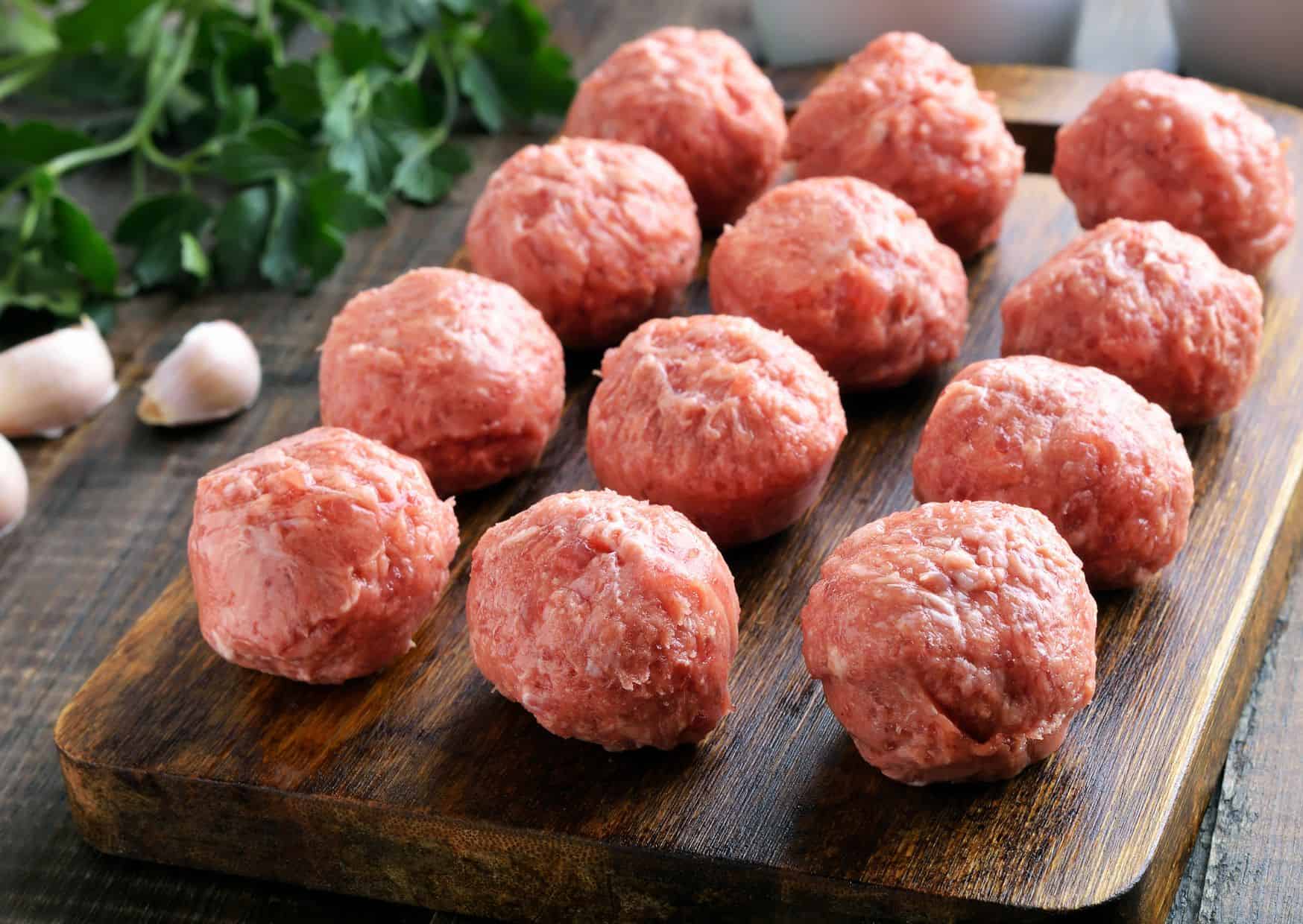 How To Make Homemade Swedish Meatballs (Recipe Guide) Tips And Calories, How To Make Homemade Meatballs (Recipe Guide) Tips And Calories