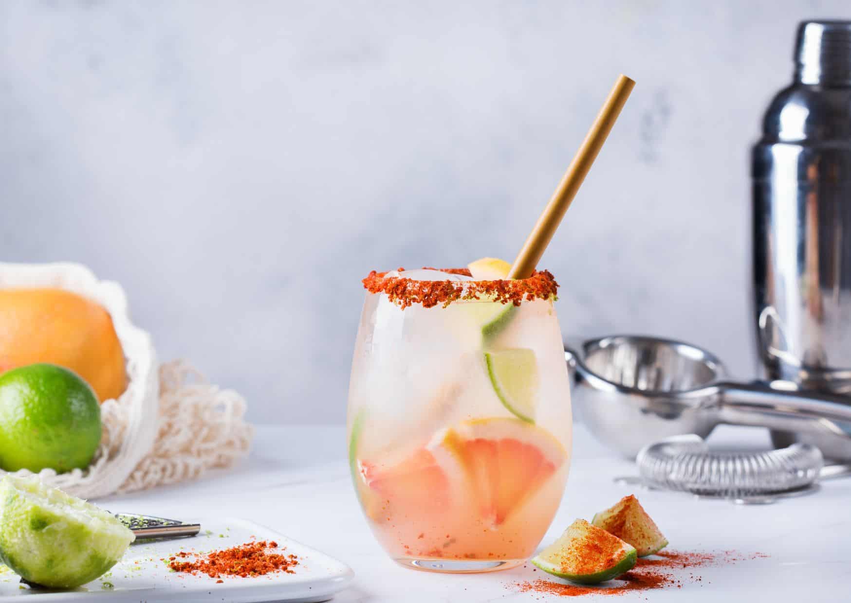How To Make Paloma Cocktail (Recipe Guide) Tips And Calories